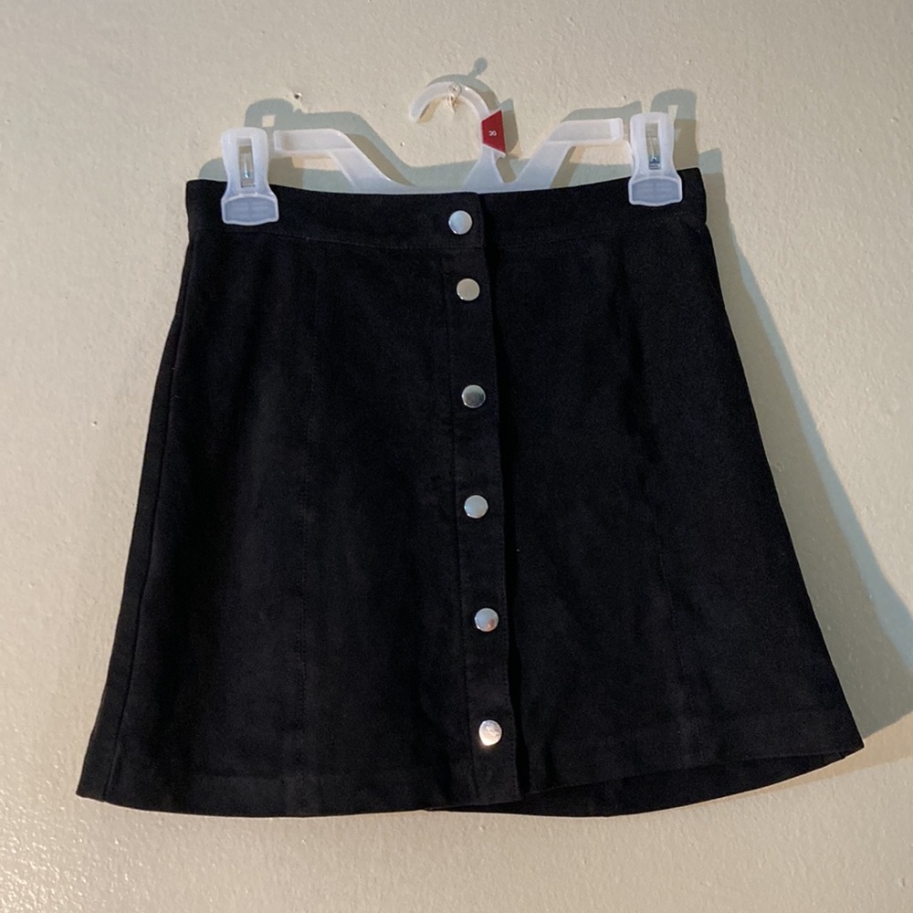 H&M Suede Velvety Soft Thick A-Line Mini Skirt Black Size 6